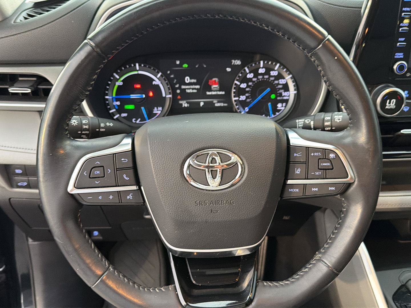 Certified 2021 Toyota Highlander XLE AWD/4WD image 20