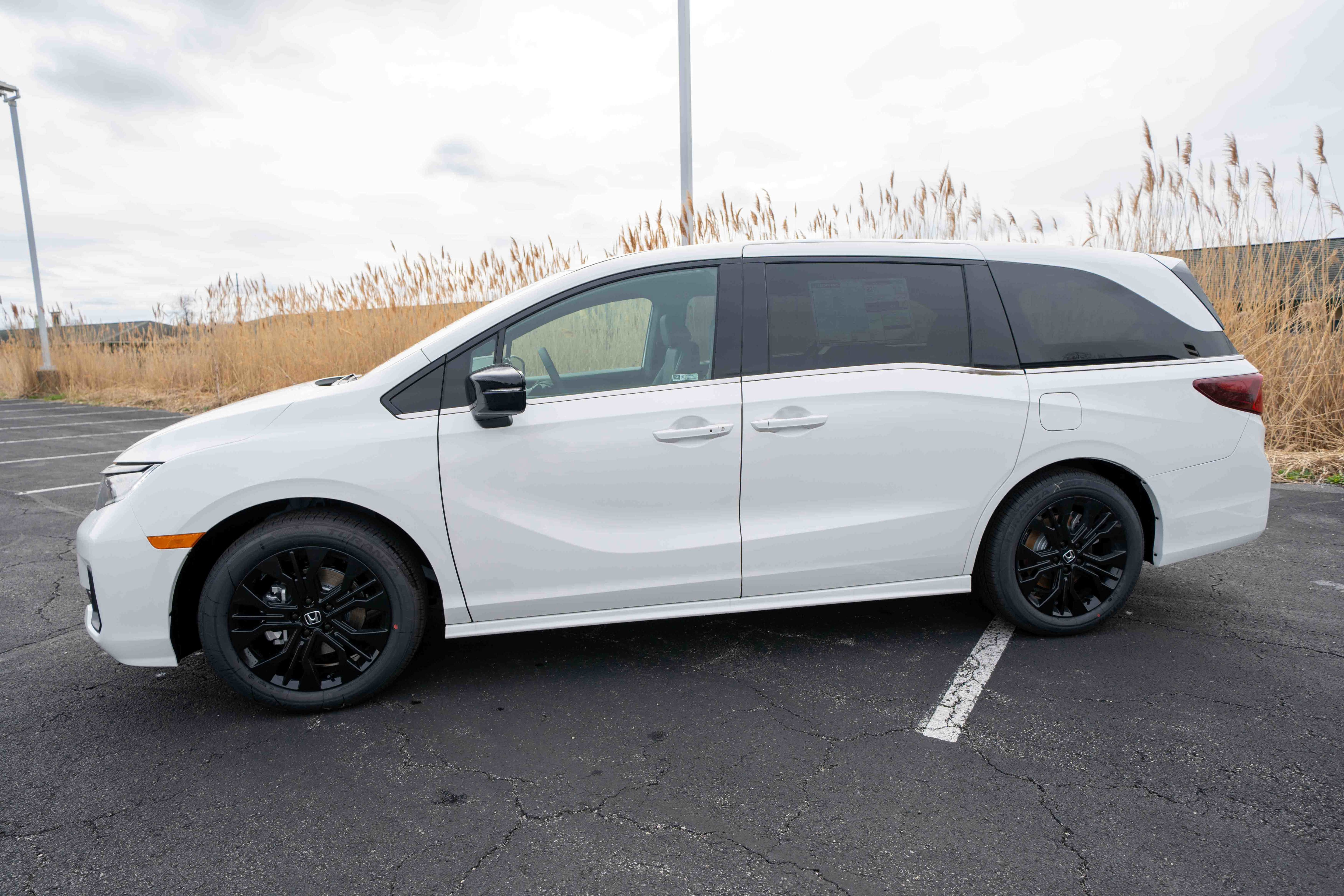 New 2026 Honda Odyssey Sport-L image 3