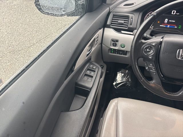 Used 2019 Honda Ridgeline RTL-E image 19