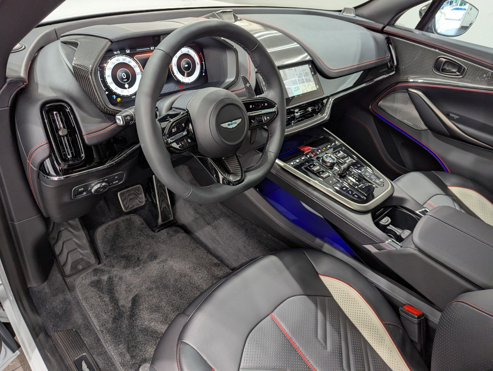 New 2026 Aston Martin DBX S image 3