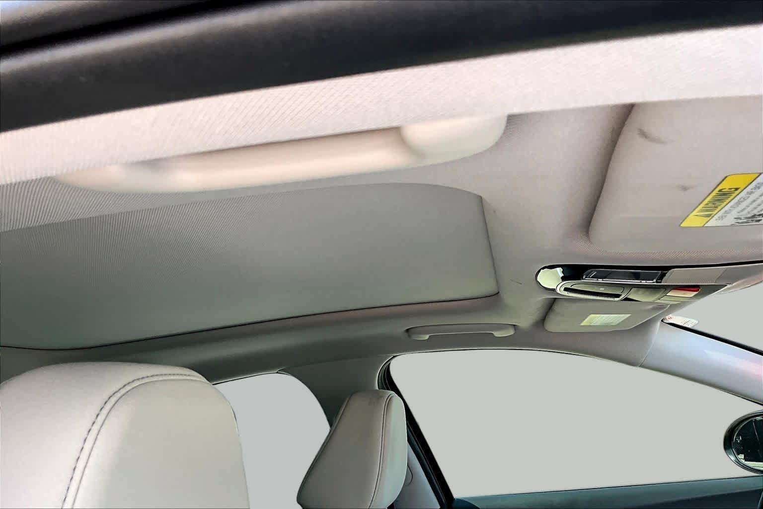 Used 2022 Hyundai Sonata SEL w/ Convenience Package FWD image 14