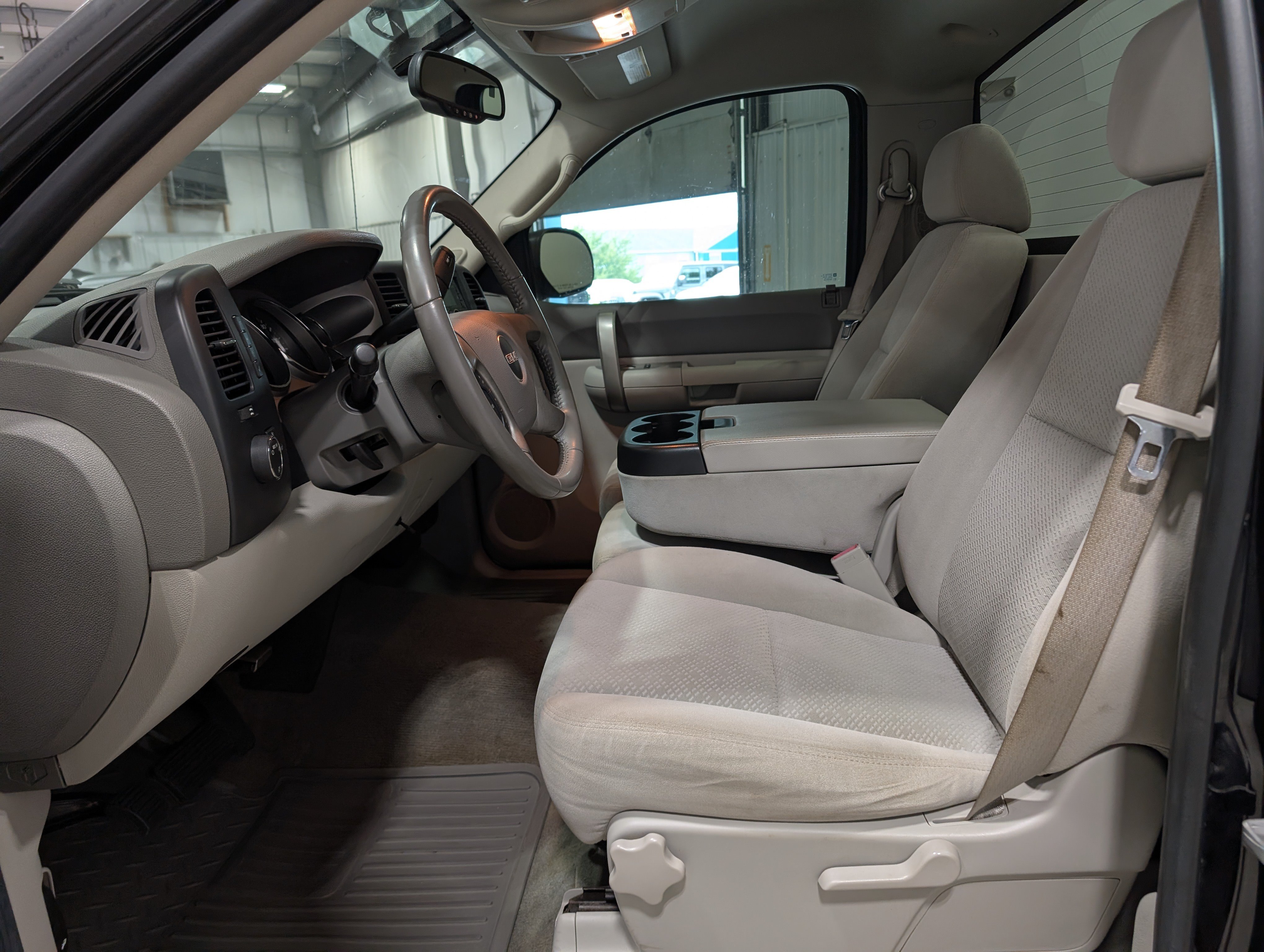 Used 2007 GMC Sierra 1500 SLE w/ SLE/SLT Trailering Package AWD/4WD image 16