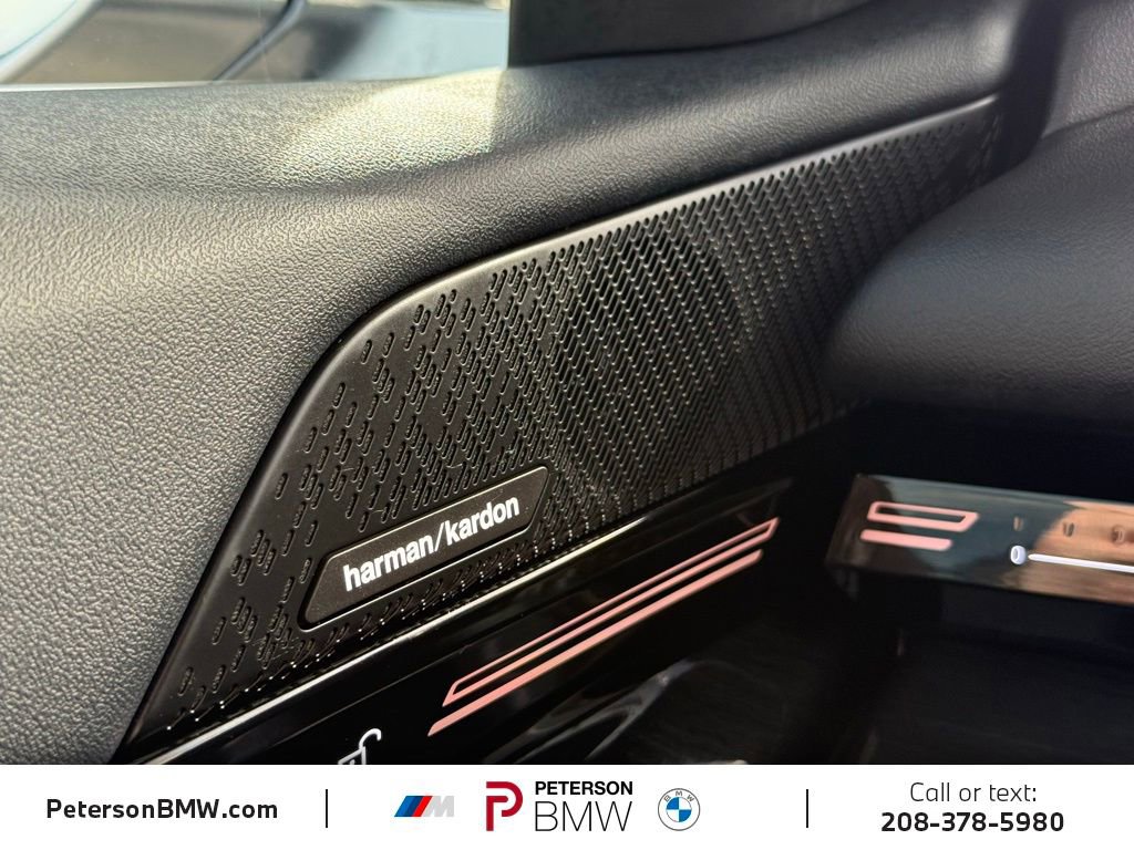 Used 2025 BMW 530i xDrive image 39