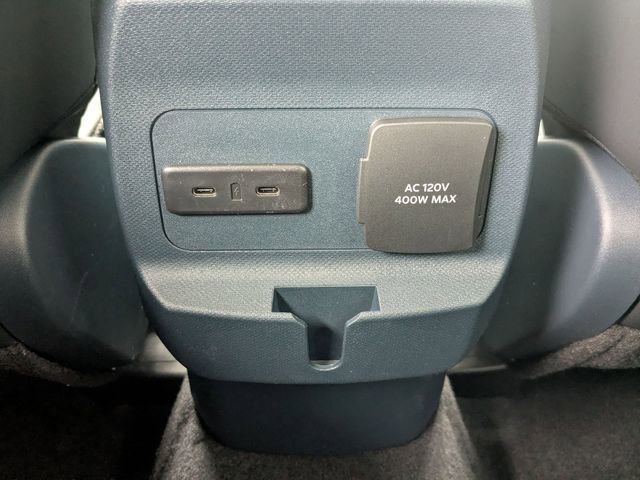 New 2026 Ford Maverick Lariat w/ Black Appearance Package AWD/4WD image 19