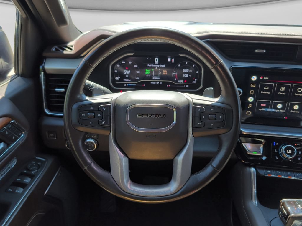Used 2022 GMC Sierra 1500 Denali AWD/4WD image 11