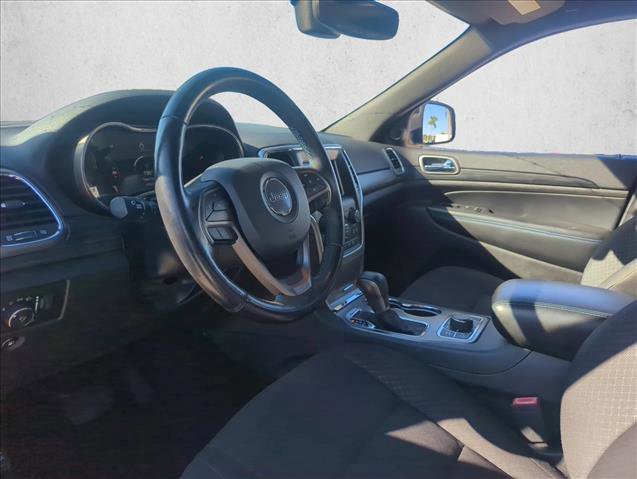 Used 2019 Jeep Grand Cherokee Laredo image 7