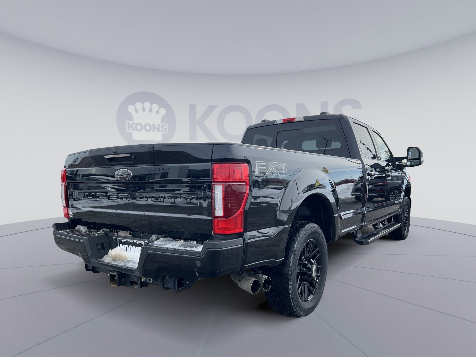 Used 2022 Ford F250 Lariat w/ Black Appearance Package image 5