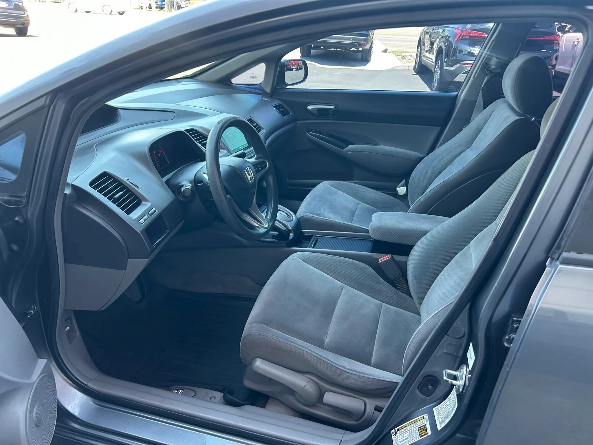 Used 2010 Honda Civic LX image 3