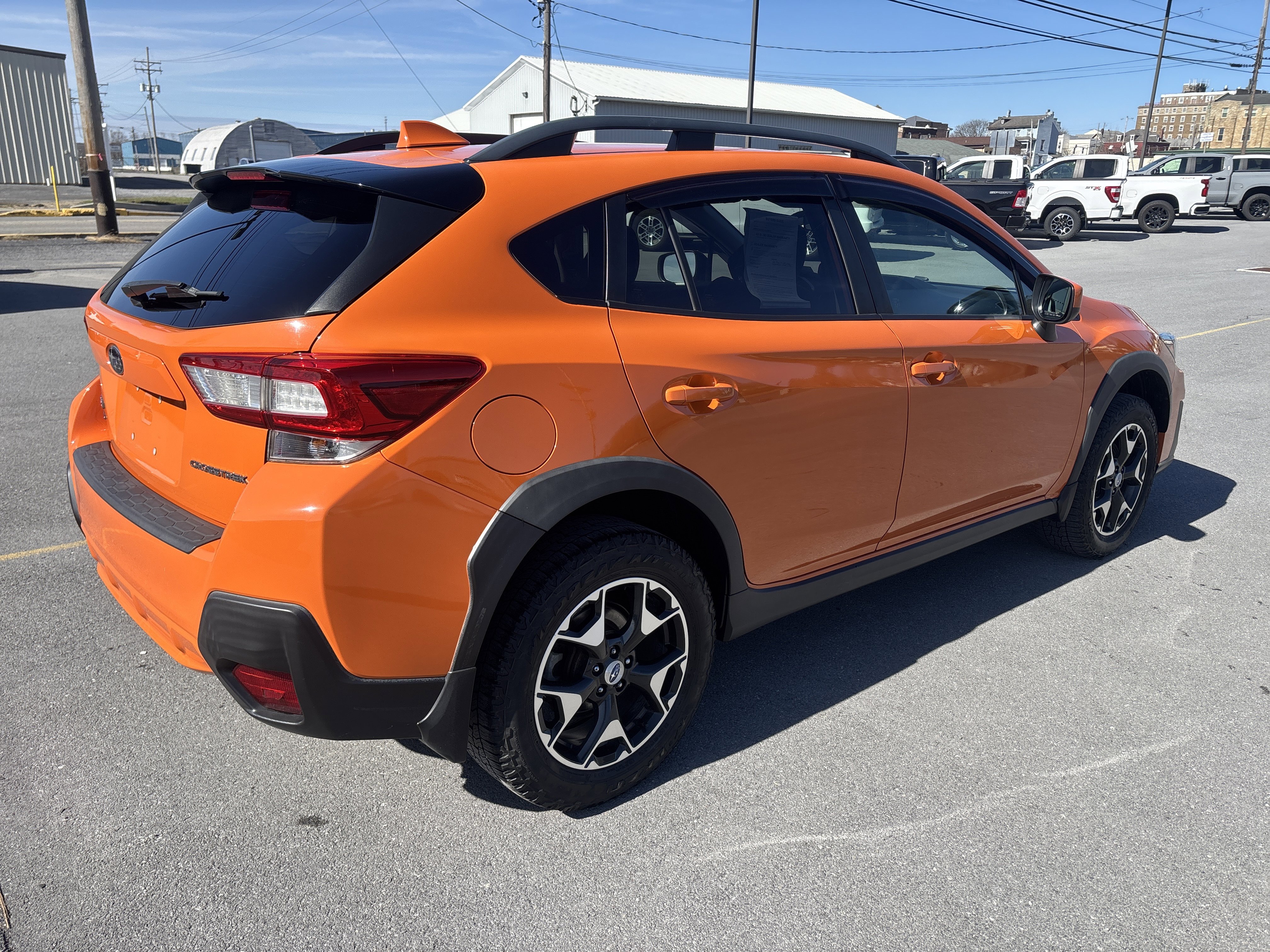 Used 2018 Subaru Crosstrek 2.0i Premium image 3