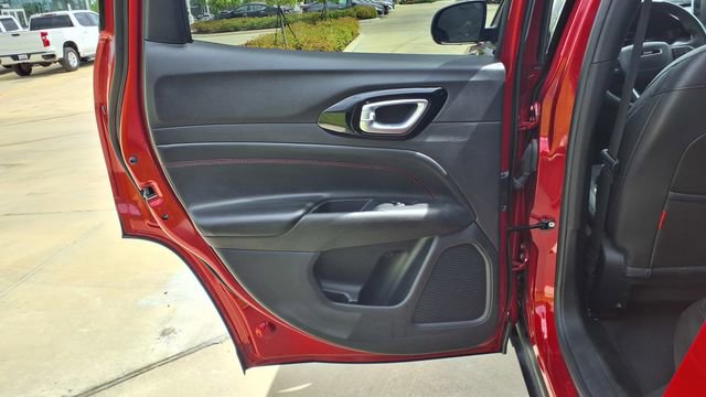 Used 2025 Jeep Compass Trailhawk image 15