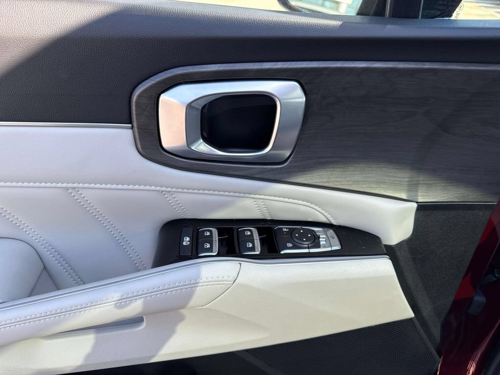 New 2025 Kia Sorento SX AWD/4WD image 26
