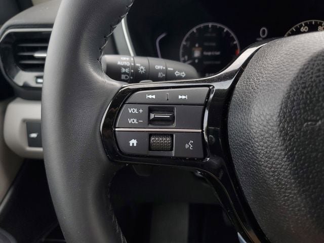 Used 2023 Honda Pilot Touring image 25