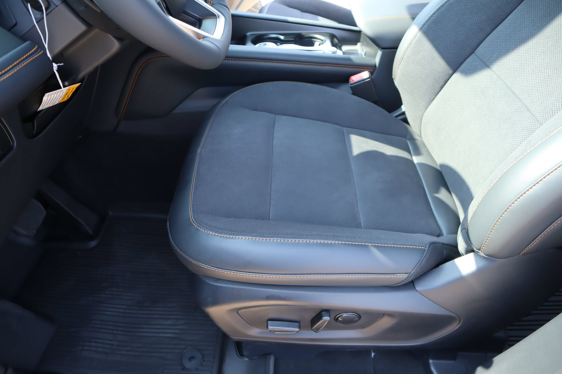 New 2026 Ford Explorer Tremor w/ Tremor Convenience Package AWD/4WD image 13