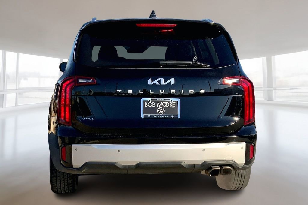 Used 2024 Kia Telluride S w/ S Sunroof Package image 4