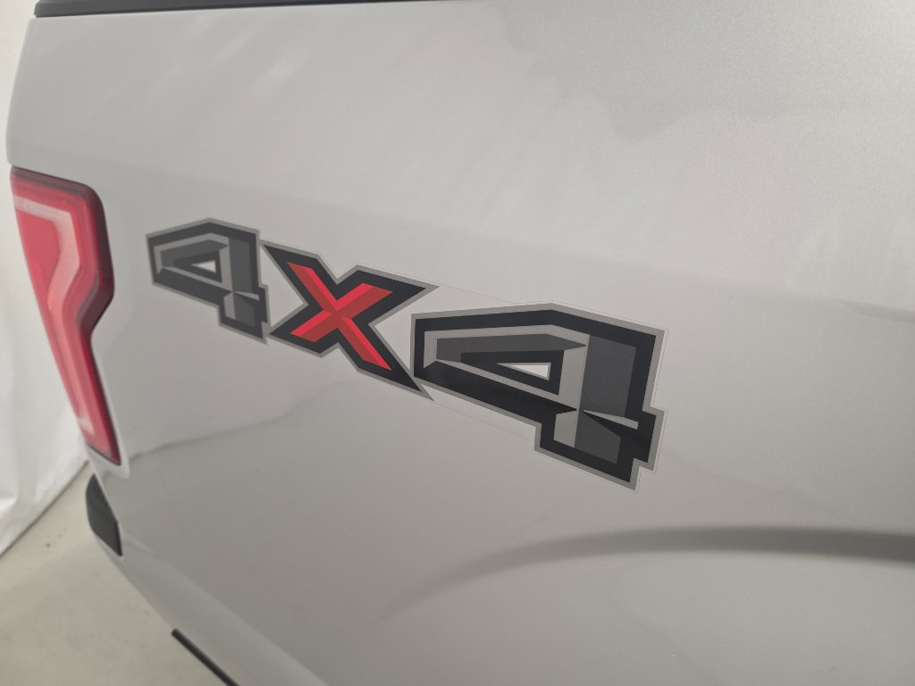 Used 2017 Ford F150 XLT w/ Equipment Group 302A Luxury image 12