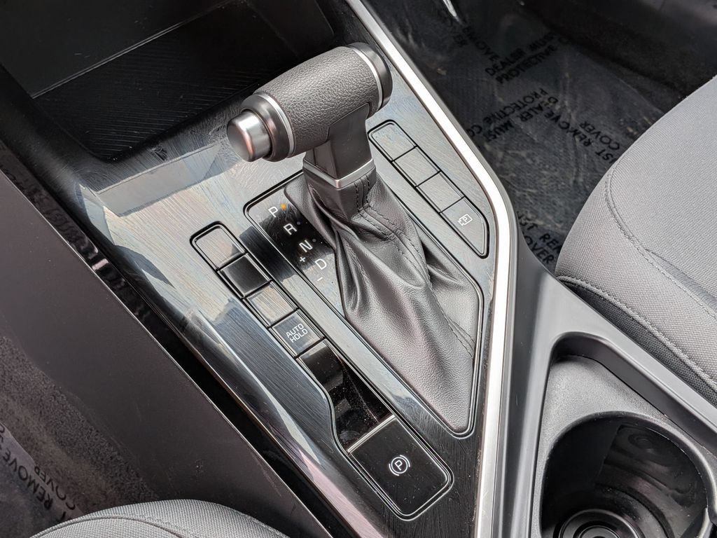 Used 2025 Kia Niro LX FWD image 20