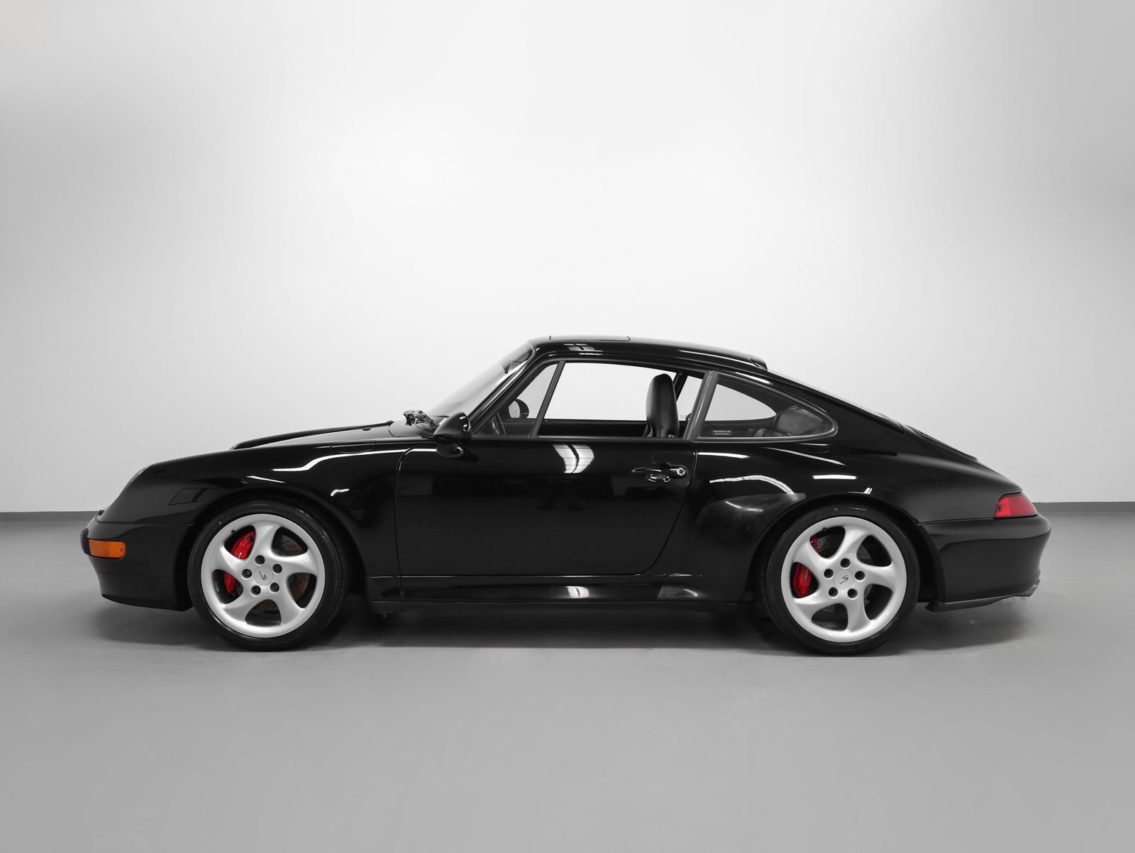 Used 1997 Porsche 911 Carrera 4S AWD/4WD image 2