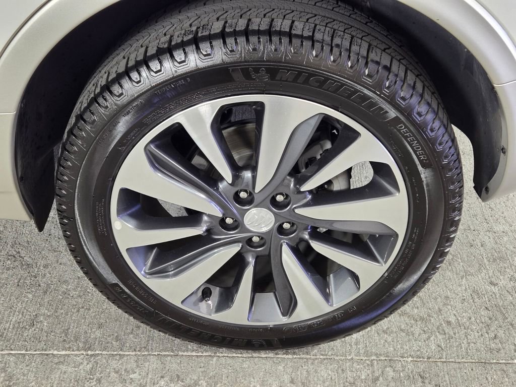 Used 2019 Buick Encore Essence w/ Safety Package II FWD image 13