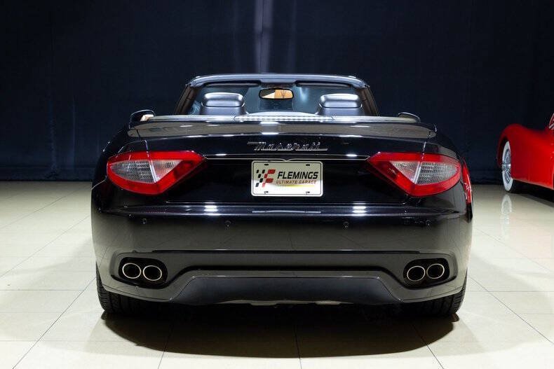 Used 2015 Maserati GranTurismo Convertible RWD image 18