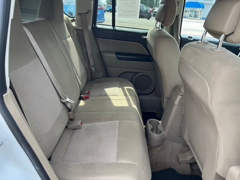 Used 2017 Jeep Compass Sport w/ Power Value Group image 13