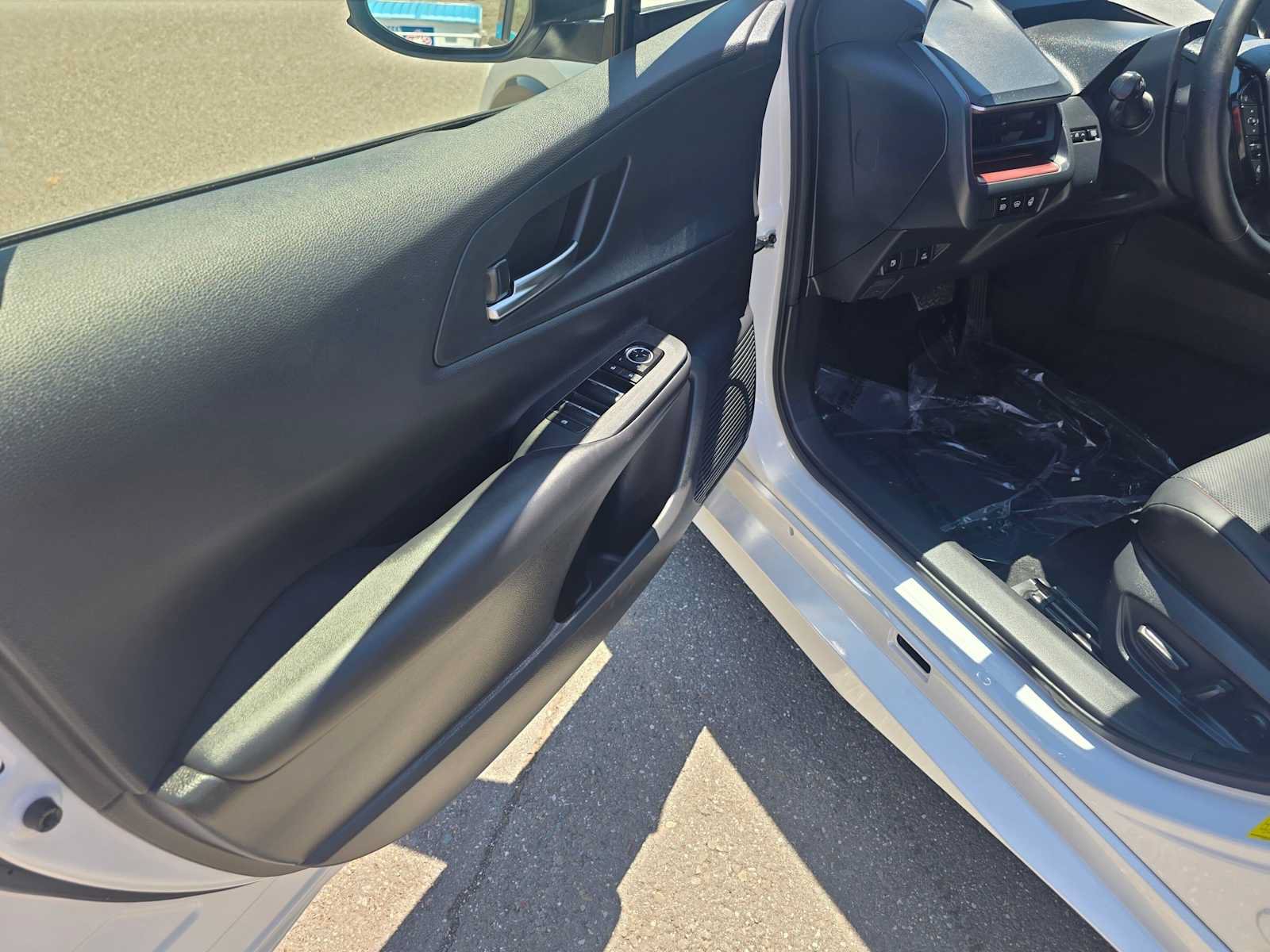 Used 2023 Toyota Prius Prime FWD image 20