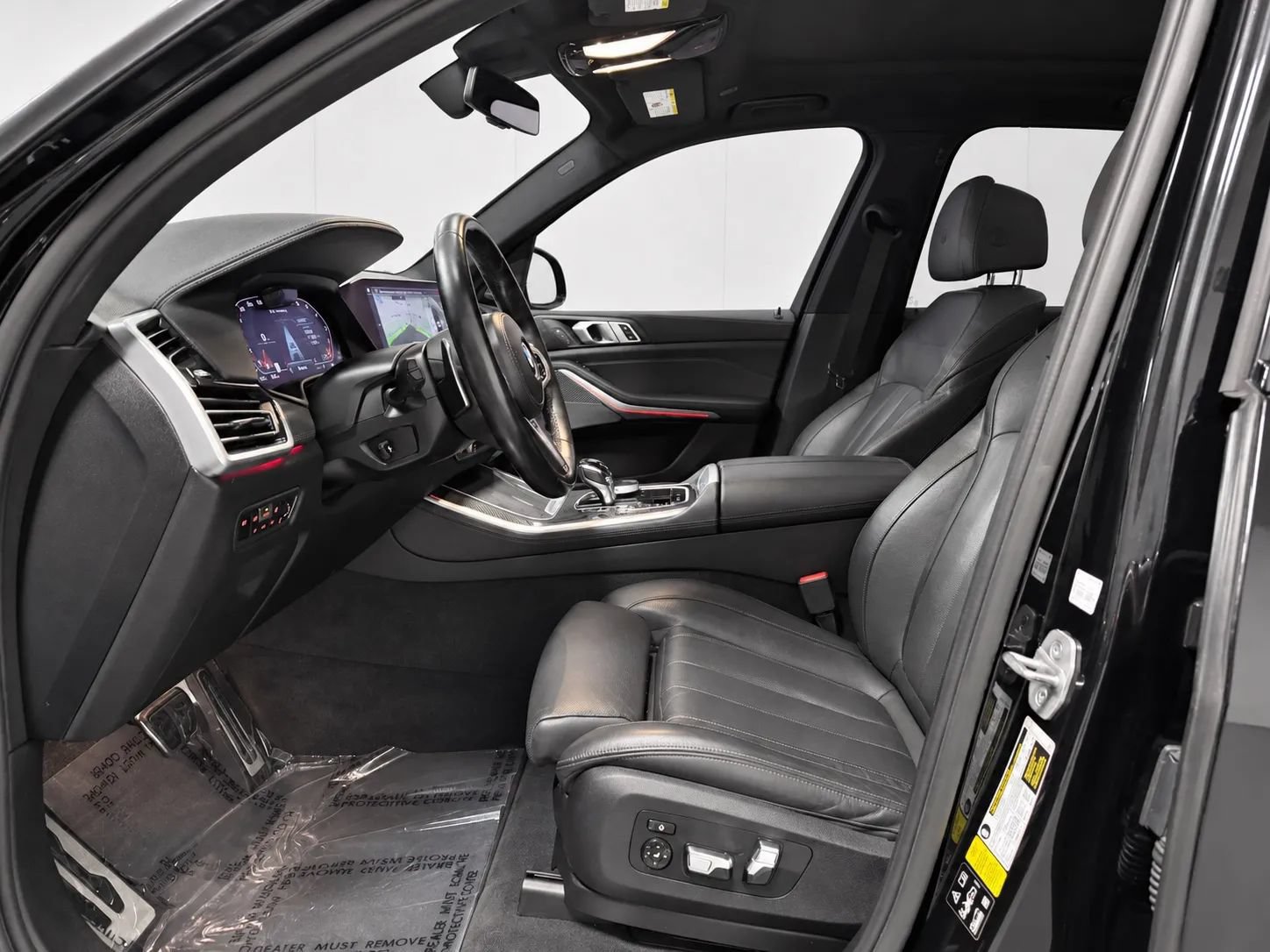 Used 2021 BMW X5 M50i AWD/4WD image 11