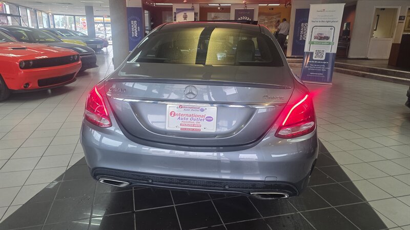 Used 2017 Mercedes-Benz C 300 4MATIC Sedan image 7