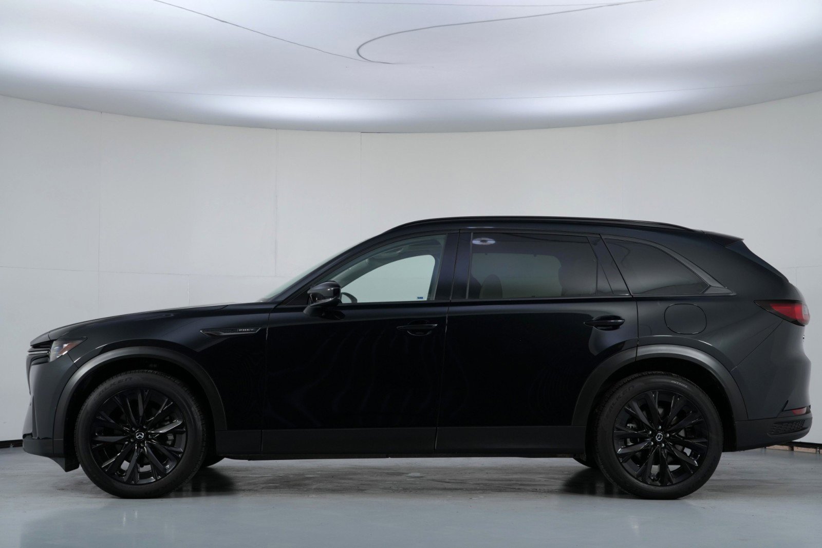 Used 2025 MAZDA CX-90 Plug-In Hybrid w/Premium Sport image 9