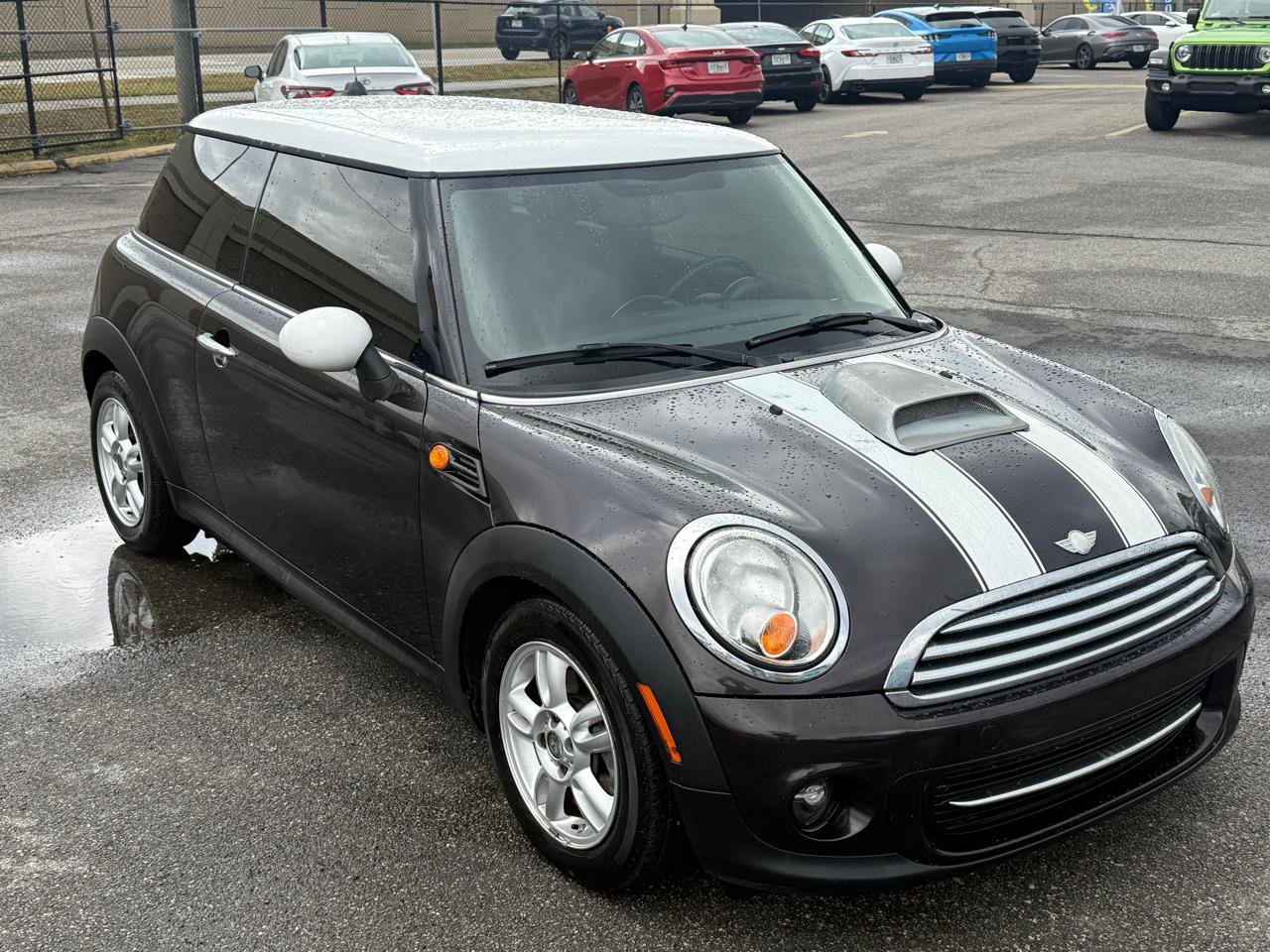 Used 2013 MINI Cooper Hardtop image 2