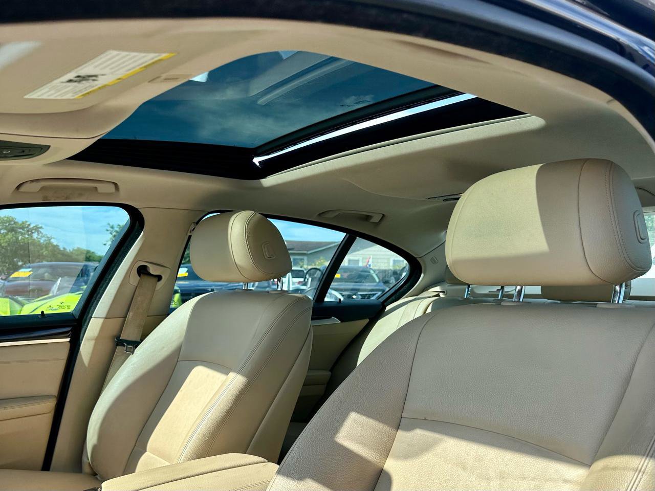 Used 2014 BMW 528i xDrive Sedan AWD/4WD image 6