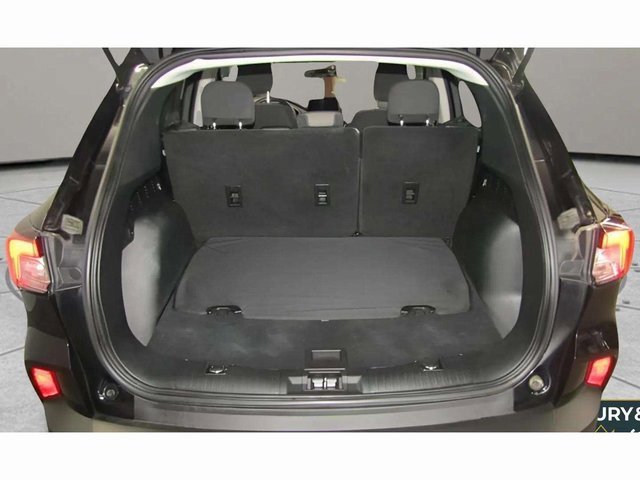 Used 2021 Ford Escape SE image 14