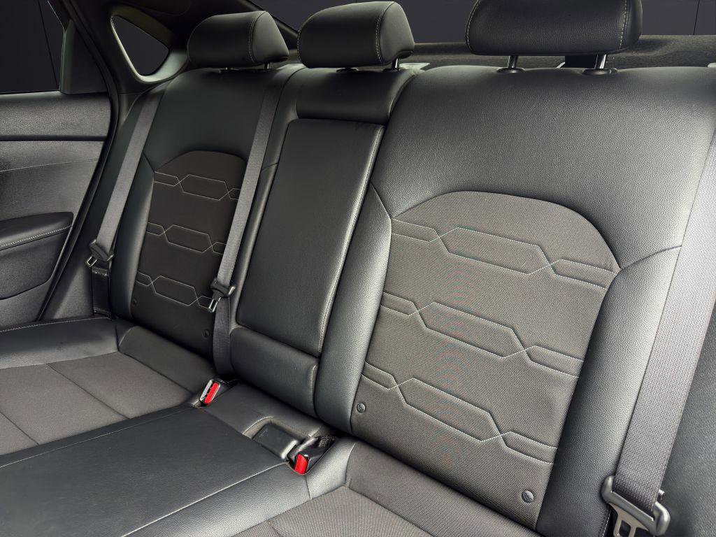 Used 2024 Kia Forte GT-Line image 21