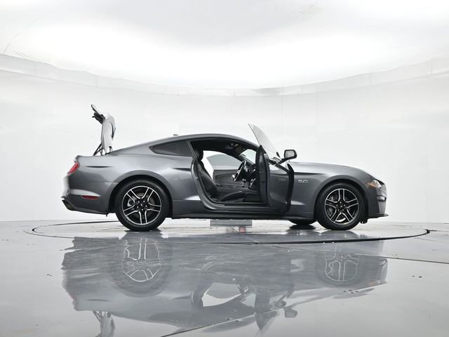 Used 2022 Ford Mustang GT Premium image 46
