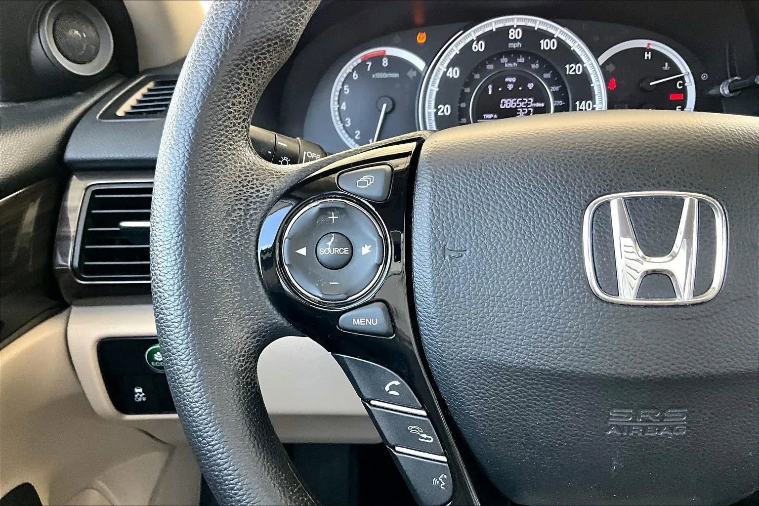 Used 2016 Honda Accord EX image 10