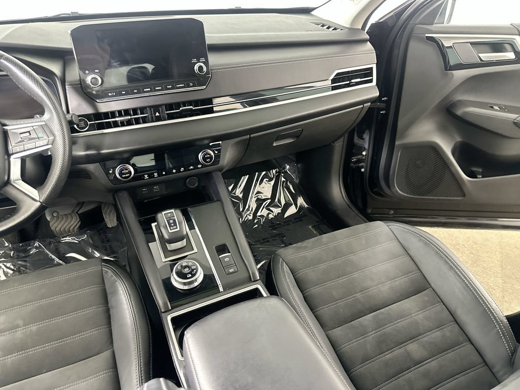Used 2023 Mitsubishi Outlander SE AWD/4WD image 22