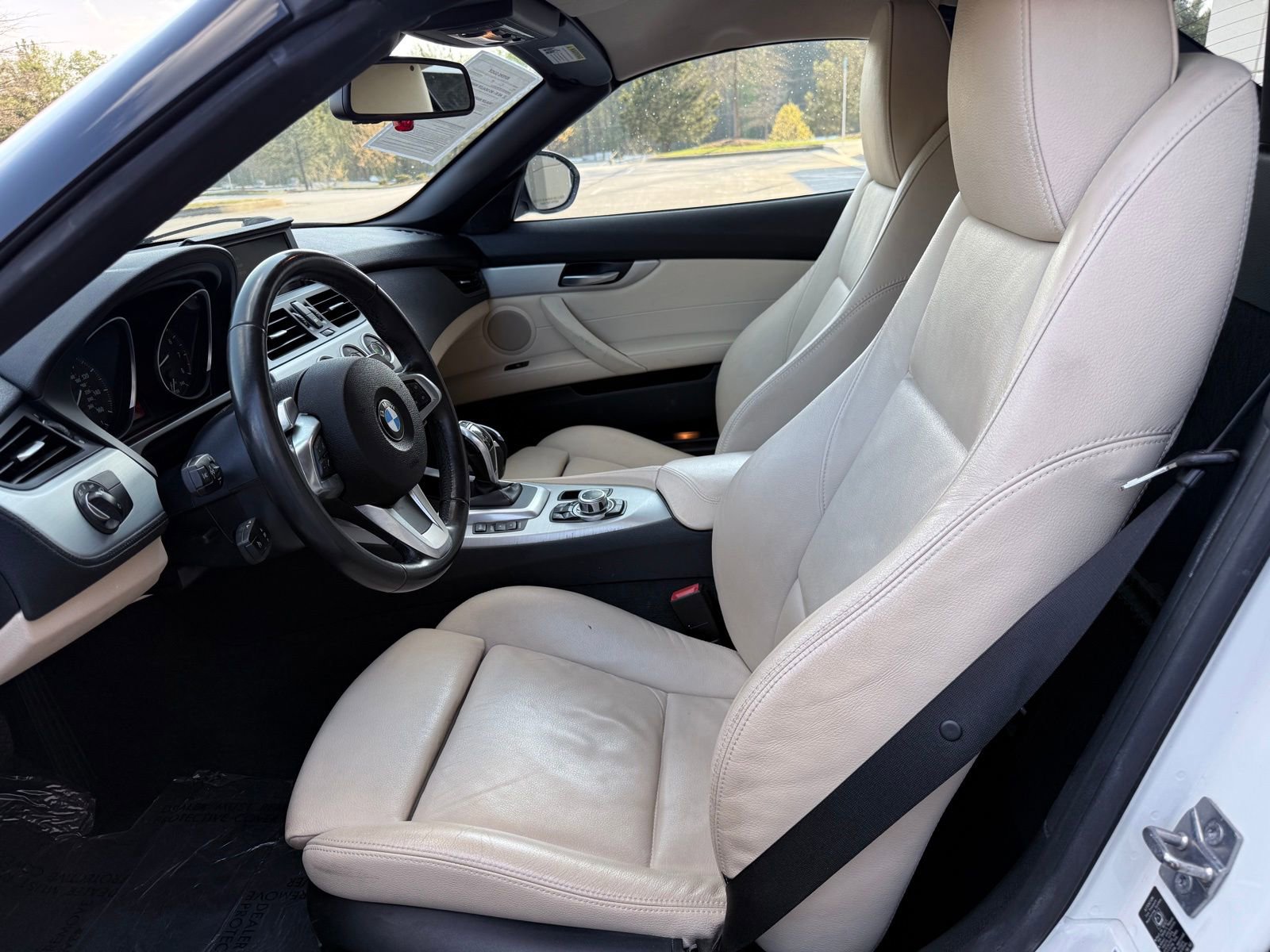 Used 2009 BMW Z4 sDrive35i image 32