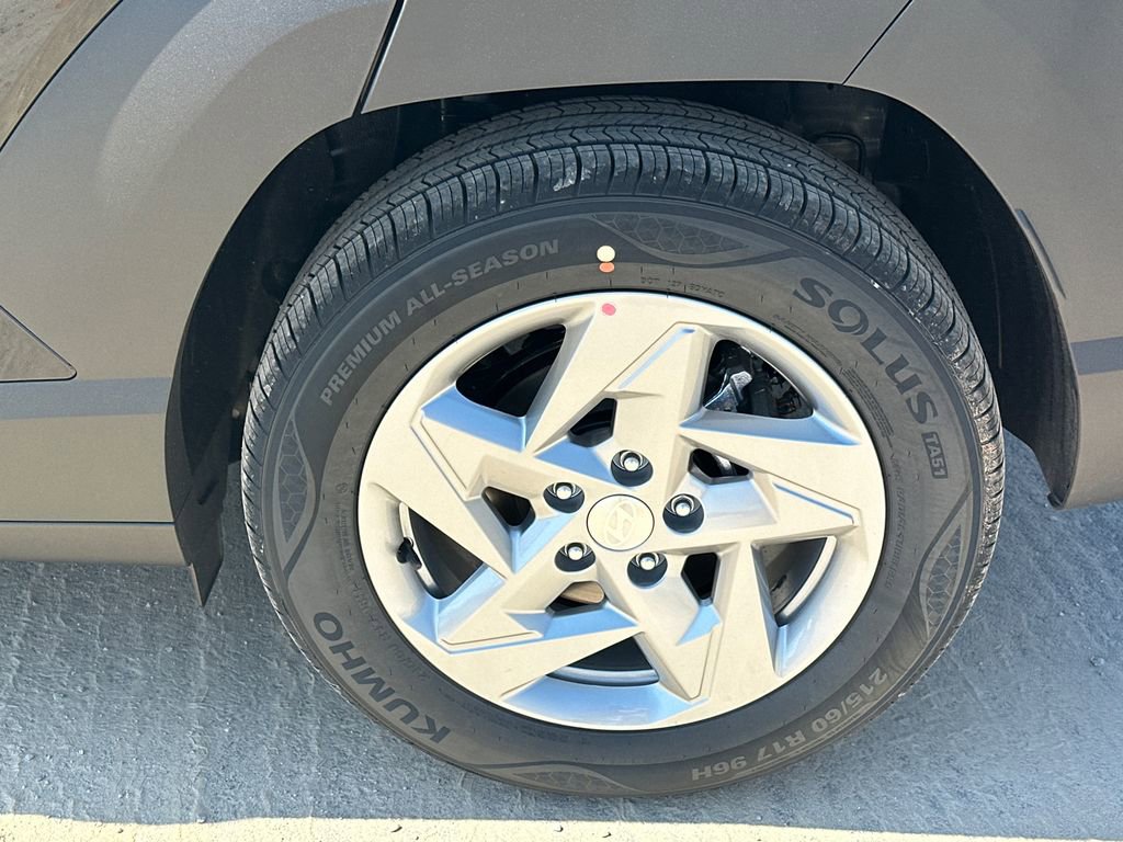 New 2026 Hyundai Kona SE image 19