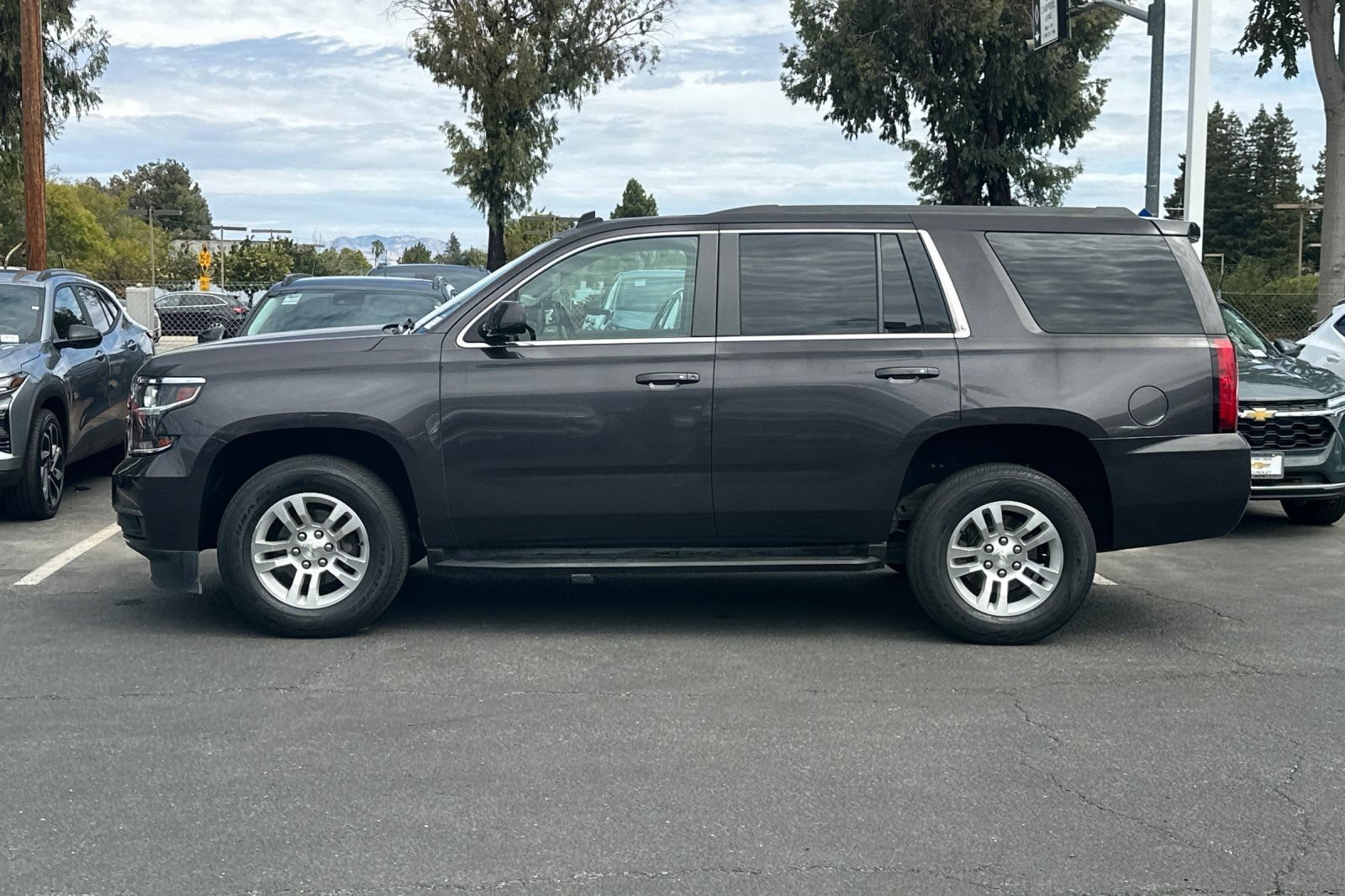 Used 2015 Chevrolet Tahoe LT RWD image 8