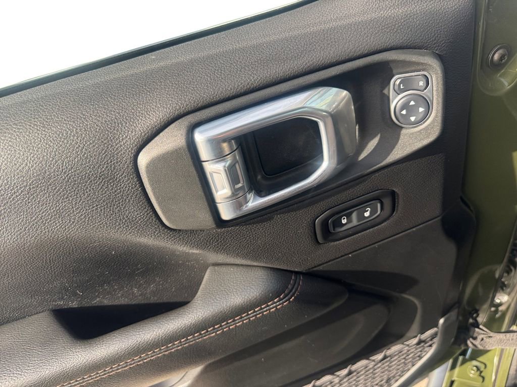 Used 2021 Jeep Wrangler Unlimited Rubicon w/ Trailer Tow Package image 20