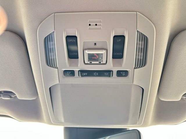 Used 2020 Toyota Highlander Limited image 50