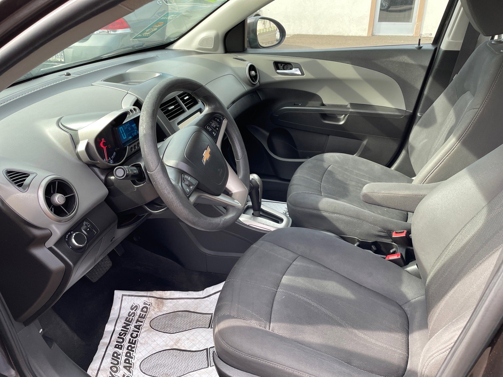 Used 2016 Chevrolet Sonic LT image 7