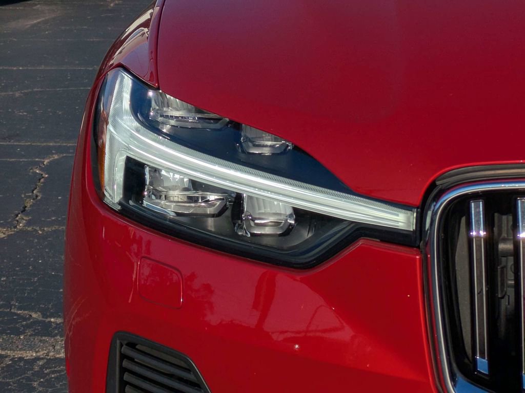 Used 2022 Volvo XC60 T8 Inscription w/ Advanced Package image 10