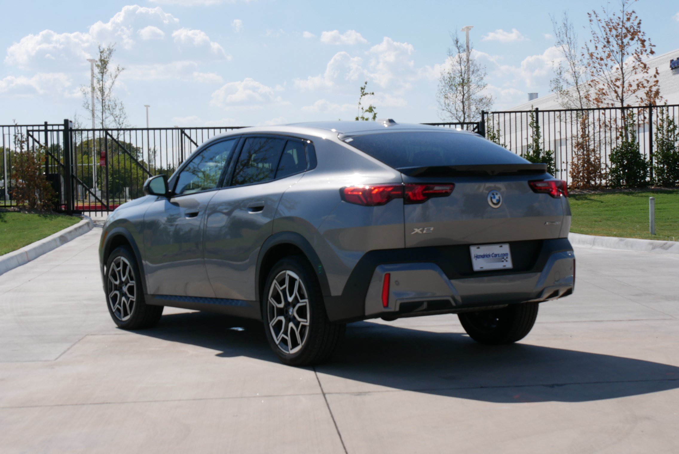 Certified 2026 BMW X2 xDrive28i AWD/4WD image 7