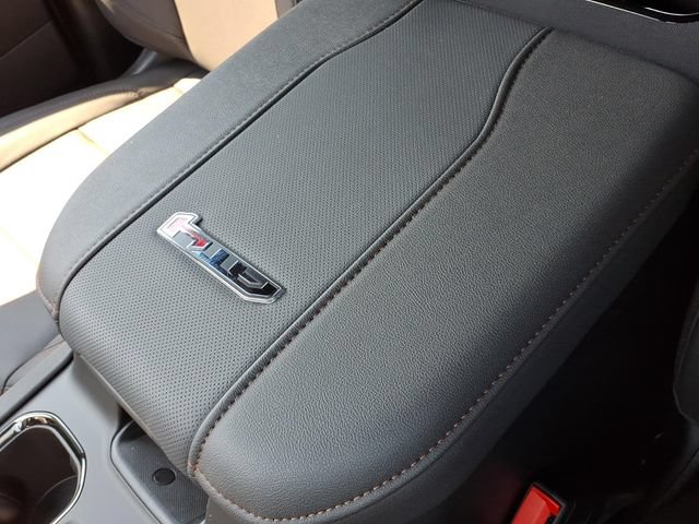 New 2026 GMC Sierra 2500 AT4 w/ Technology Package AWD/4WD image 37
