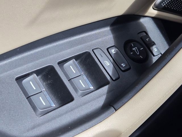 Certified 2025 Acura TLX w/ Technology Package image 29