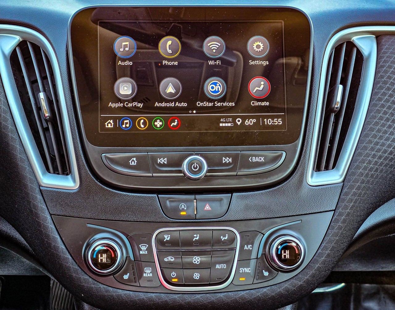 Certified 2025 Chevrolet Malibu LT FWD image 18