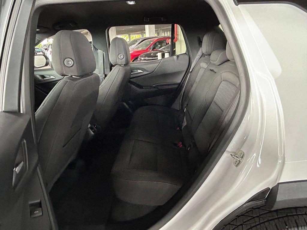 Used 2025 Chevrolet Equinox LT FWD image 41