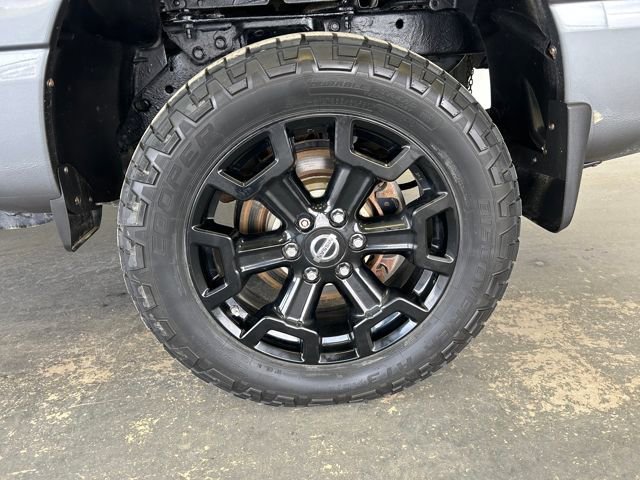 Used 2018 Nissan Titan SL w/ Midnight Edition image 10