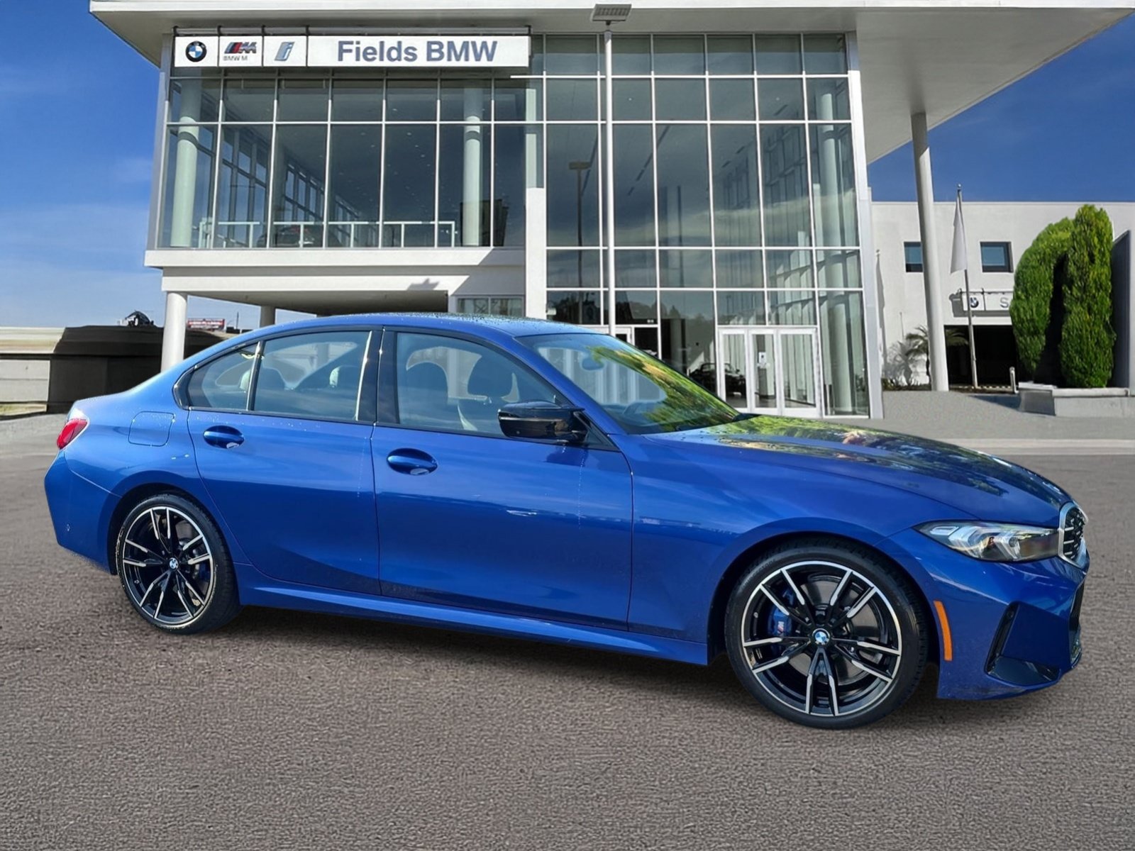 Used 2025 BMW M340i Sedan RWD image 1
