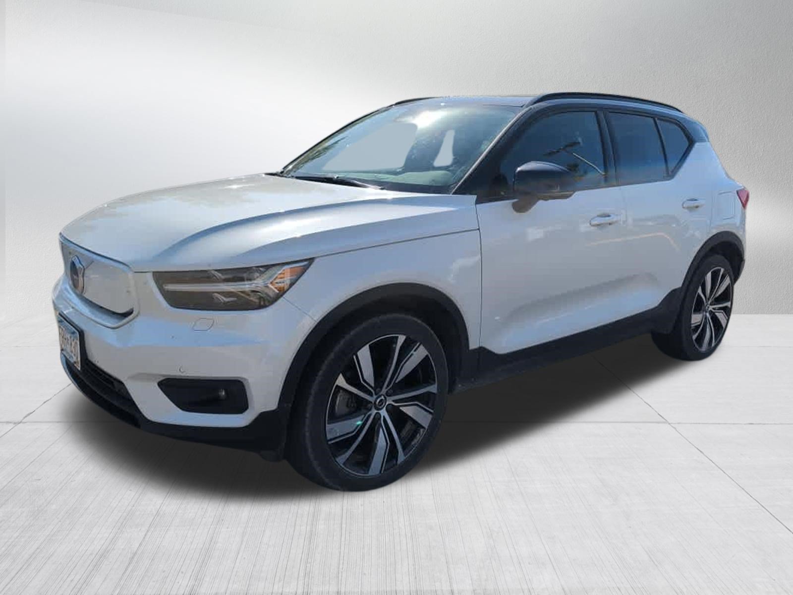 Used 2021 Volvo XC40 P8 Recharge AWD/4WD image 3
